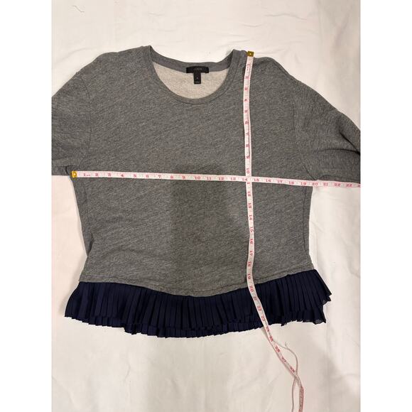 J.Crew Heather Grey Sweater with Navy Ruffled Trim Size Medium - Picture 6 of 9